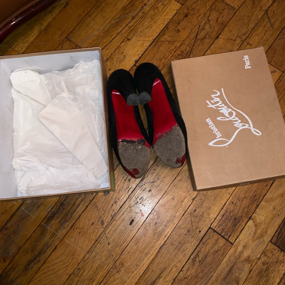 Christian Louboutin suede black pumps